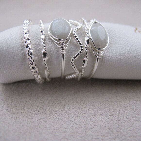 Lovisa 6 Piece Stackable Ring Set - Picture 10 of 10